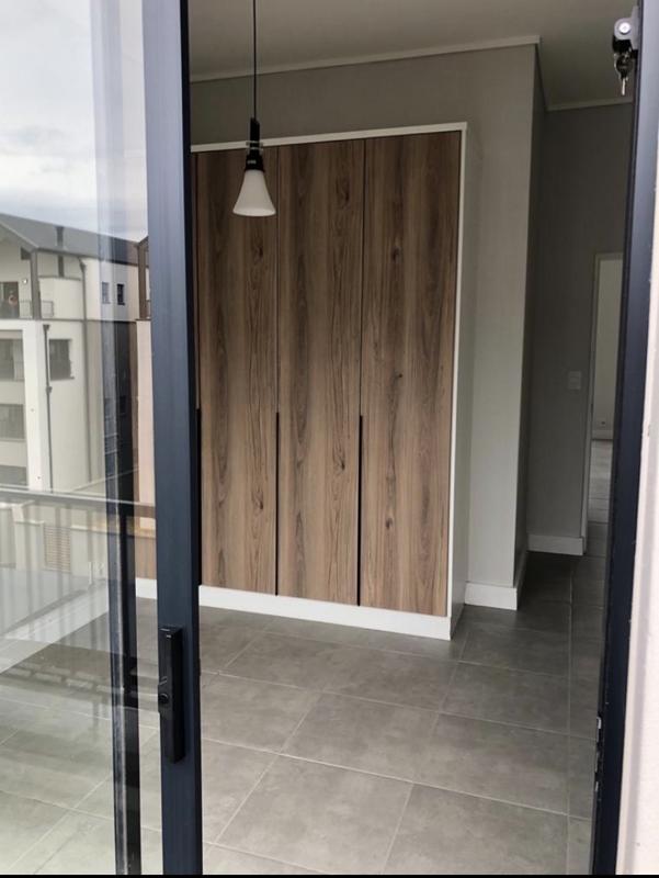 To Let 2 Bedroom Property for Rent in Waterfall Gauteng