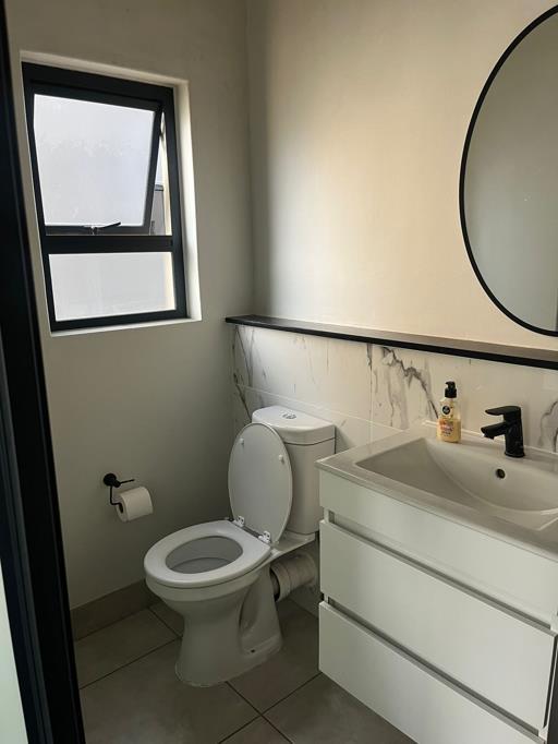 To Let 2 Bedroom Property for Rent in Waterfall Gauteng