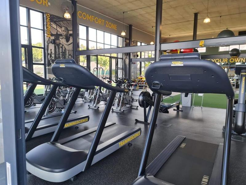 To Let 3 Bedroom Property for Rent in Waterfall Gauteng