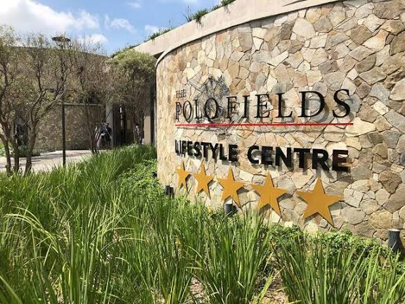 To Let 2 Bedroom Property for Rent in Waterfall Gauteng