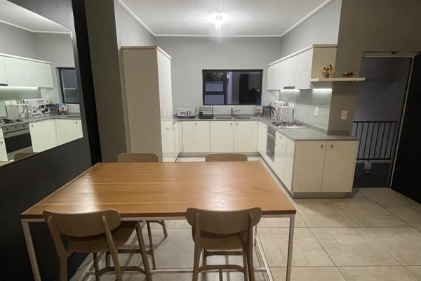 To Let 2 Bedroom Property for Rent in Waterfall Gauteng