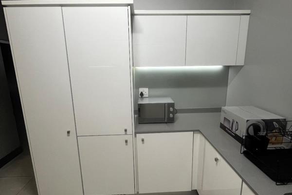 To Let 2 Bedroom Property for Rent in Waterfall Gauteng