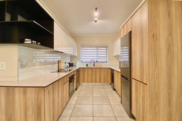 To Let 3 Bedroom Property for Rent in Waterfall Gauteng