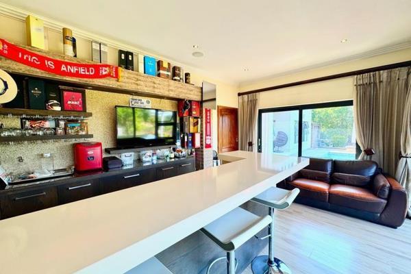 To Let 4 Bedroom Property for Rent in Waterfall Gauteng