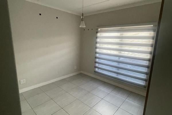 To Let 3 Bedroom Property for Rent in Waterfall Gauteng