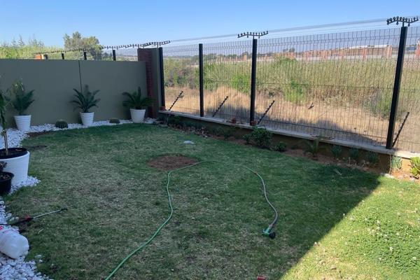 To Let 3 Bedroom Property for Rent in Waterfall Gauteng