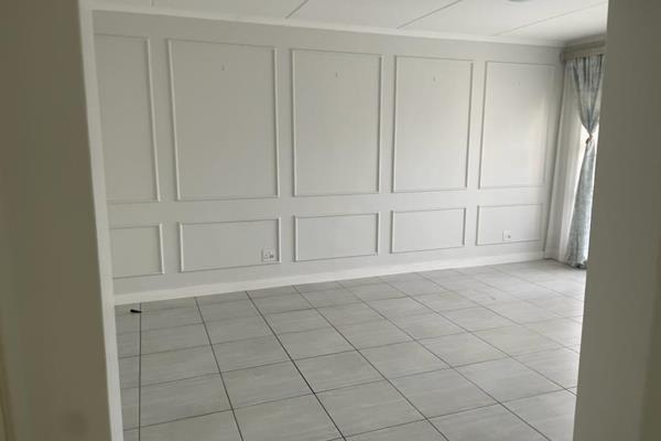 To Let 3 Bedroom Property for Rent in Waterfall Gauteng