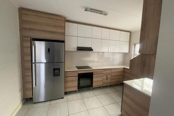 To Let 3 Bedroom Property for Rent in Waterfall Gauteng