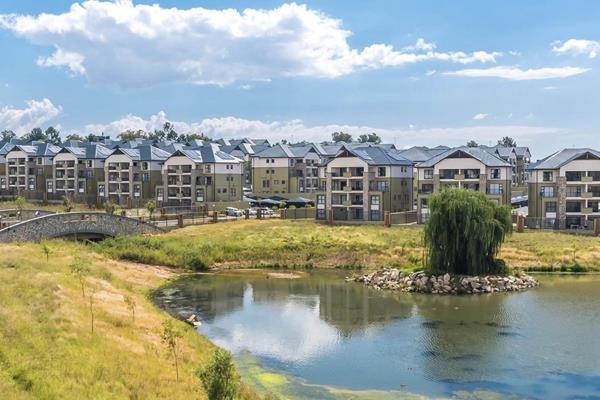 To Let 3 Bedroom Property for Rent in Waterfall Gauteng