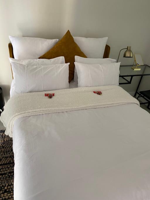 To Let 1 Bedroom Property for Rent in Waterfall Gauteng