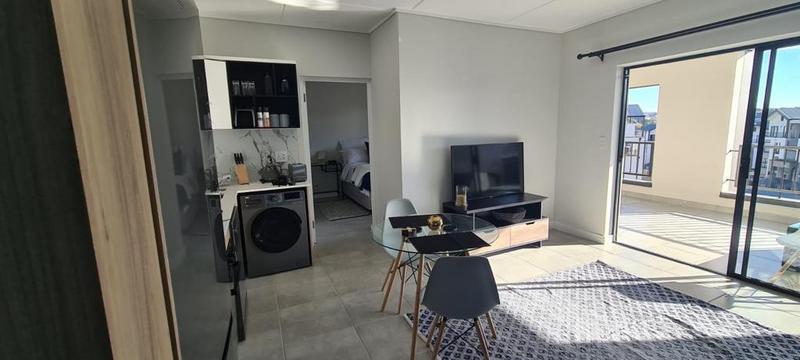 To Let 1 Bedroom Property for Rent in Waterfall Gauteng