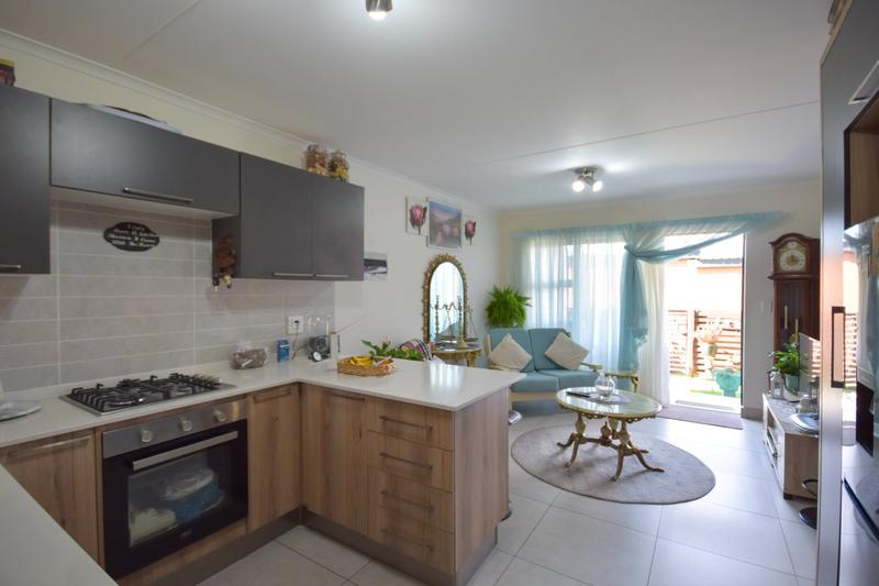 1 Bedroom Property for Sale in Golden Fields Estate Gauteng