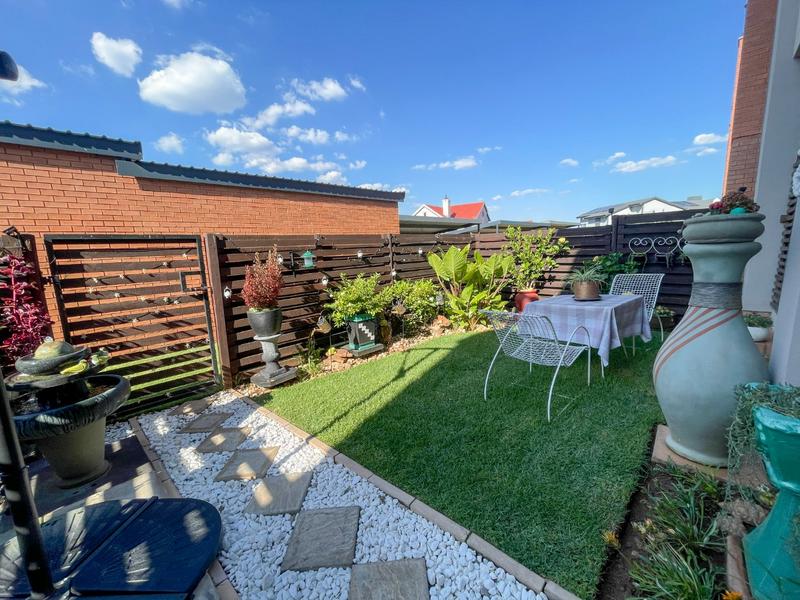 1 Bedroom Property for Sale in Golden Fields Estate Gauteng