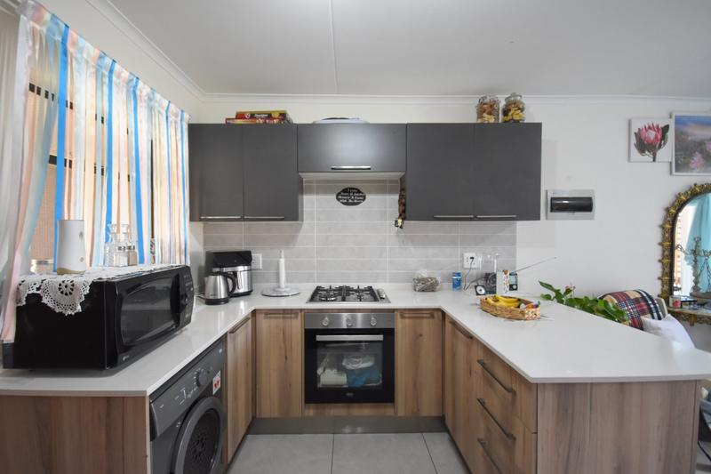 1 Bedroom Property for Sale in Golden Fields Estate Gauteng