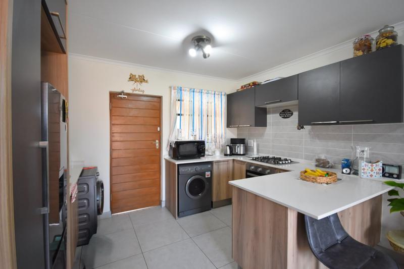 1 Bedroom Property for Sale in Golden Fields Estate Gauteng