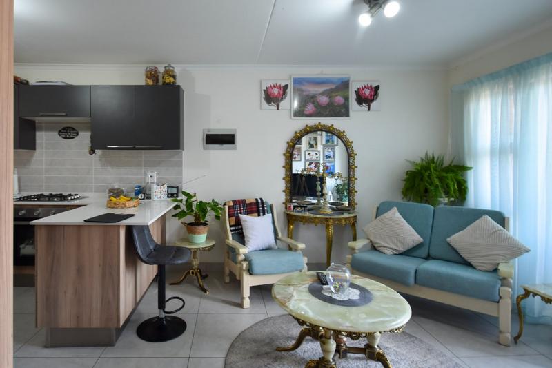 1 Bedroom Property for Sale in Golden Fields Estate Gauteng