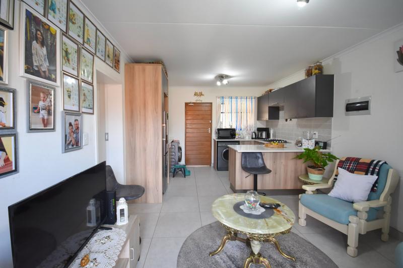 1 Bedroom Property for Sale in Golden Fields Estate Gauteng