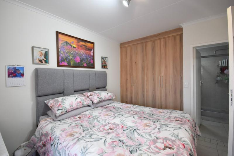 1 Bedroom Property for Sale in Golden Fields Estate Gauteng