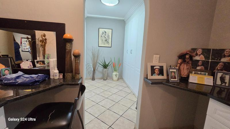 3 Bedroom Property for Sale in Sunward Park Gauteng