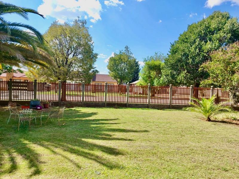 3 Bedroom Property for Sale in Vanderbijlpark SE 6 Gauteng