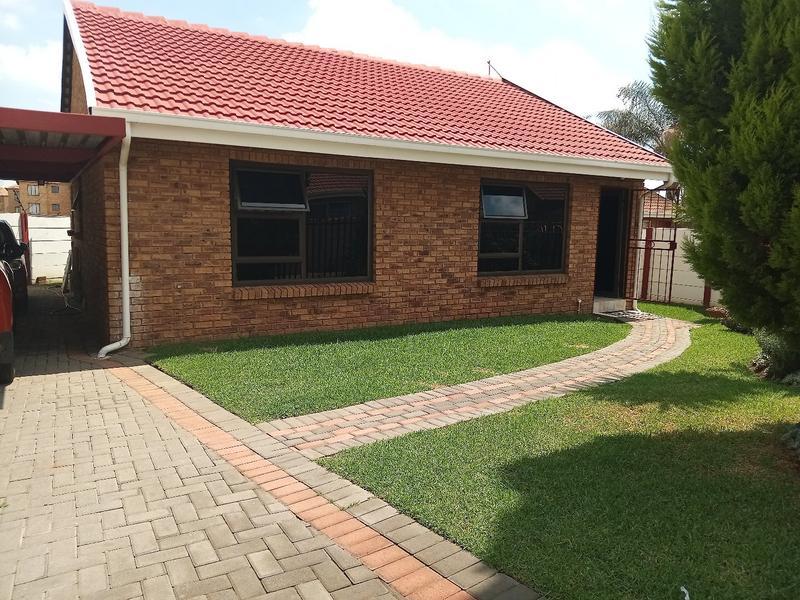 2 Bedroom Property for Sale in Greenhills Ext 3 Gauteng