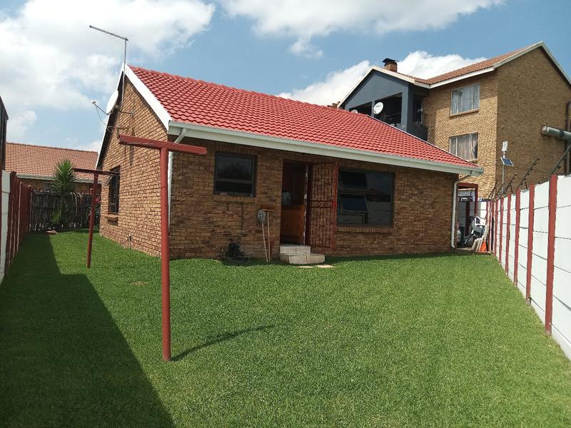 2 Bedroom Property for Sale in Greenhills Ext 3 Gauteng
