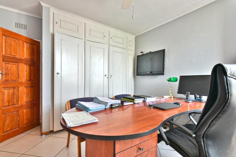 3 Bedroom Property for Sale in Glenvista Gauteng