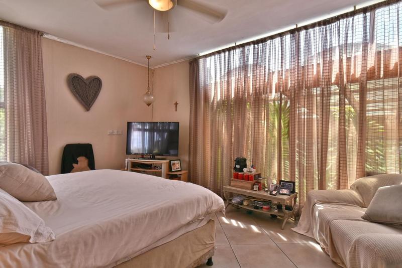 3 Bedroom Property for Sale in Glenvista Gauteng