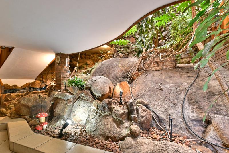 3 Bedroom Property for Sale in Glenvista Gauteng