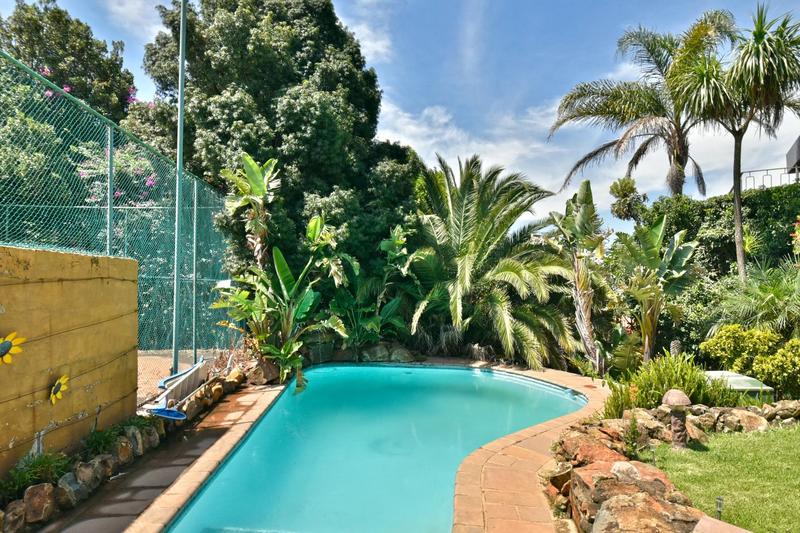 3 Bedroom Property for Sale in Glenvista Gauteng