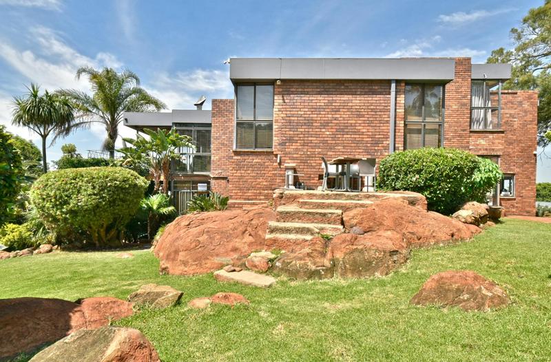 3 Bedroom Property for Sale in Glenvista Gauteng