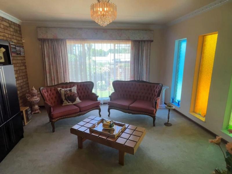 4 Bedroom Property for Sale in Sunward Park Gauteng