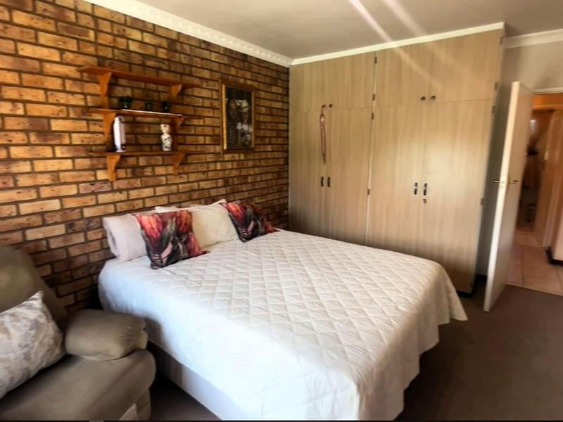 4 Bedroom Property for Sale in Sunward Park Gauteng