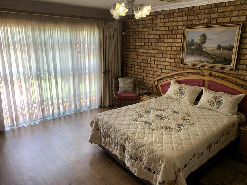 4 Bedroom Property for Sale in Sunward Park Gauteng
