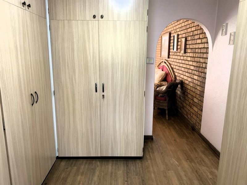 4 Bedroom Property for Sale in Sunward Park Gauteng