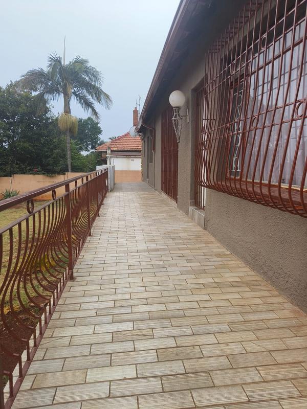 To Let 2 Bedroom Property for Rent in Kensington Gauteng