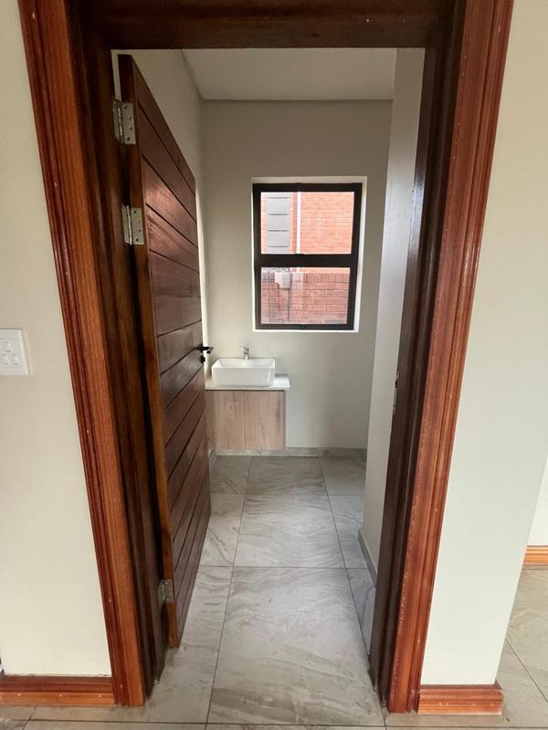3 Bedroom Property for Sale in Bedfordview Gauteng