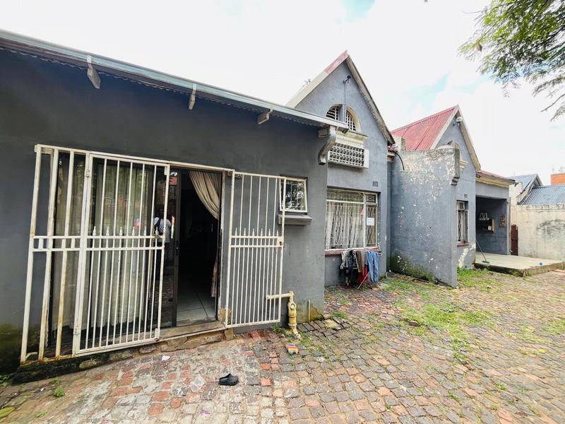 6 Bedroom Property for Sale in Benoni Central Gauteng