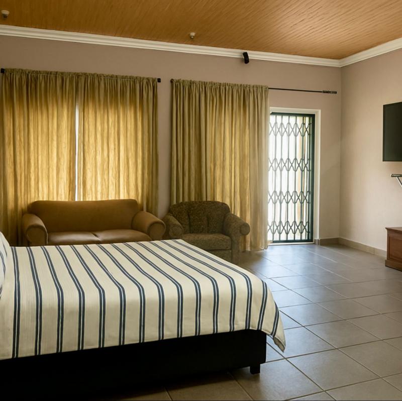 5 Bedroom Property for Sale in Lilyvale Gauteng