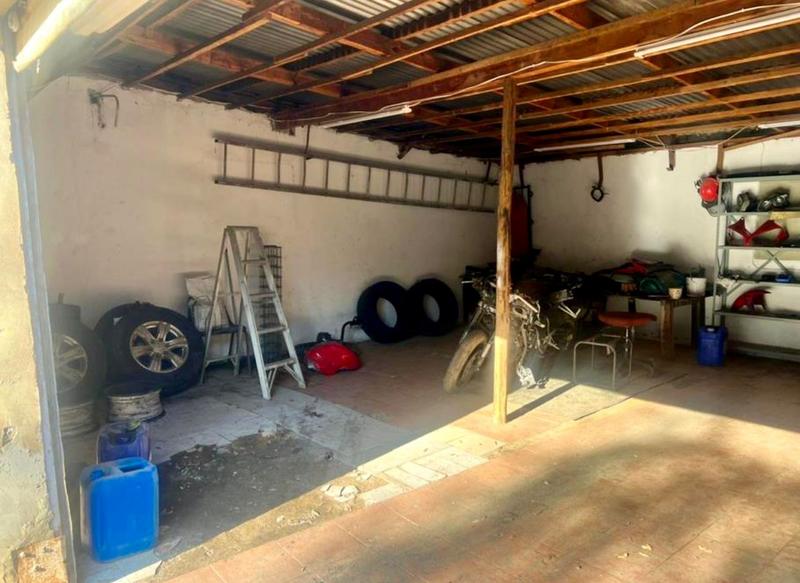 5 Bedroom Property for Sale in Lilyvale Gauteng