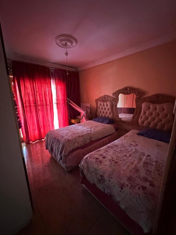 5 Bedroom Property for Sale in Dawn Park Gauteng