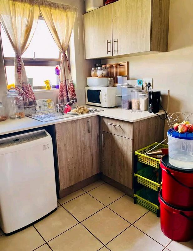 2 Bedroom Property for Sale in Dawn Park Gauteng