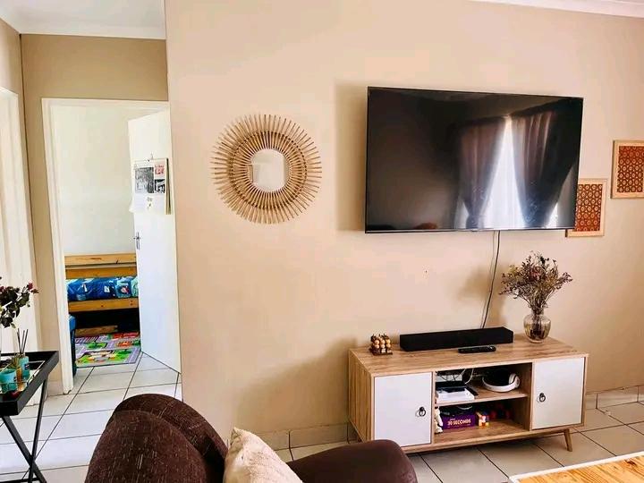 2 Bedroom Property for Sale in Dawn Park Gauteng