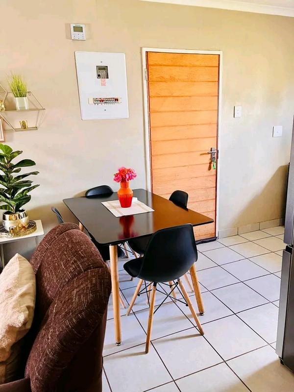 2 Bedroom Property for Sale in Dawn Park Gauteng