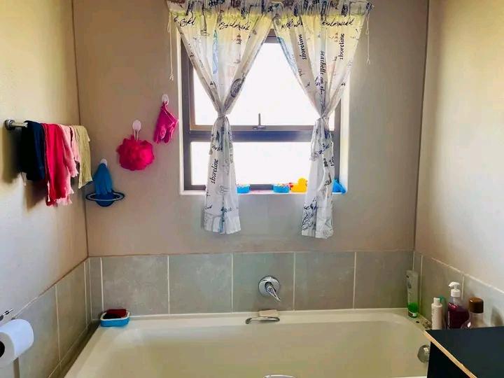 2 Bedroom Property for Sale in Dawn Park Gauteng