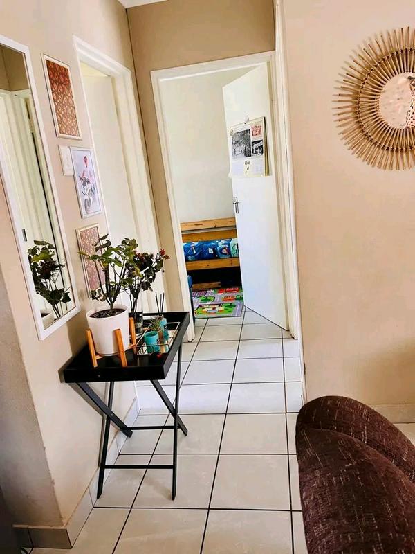 2 Bedroom Property for Sale in Dawn Park Gauteng