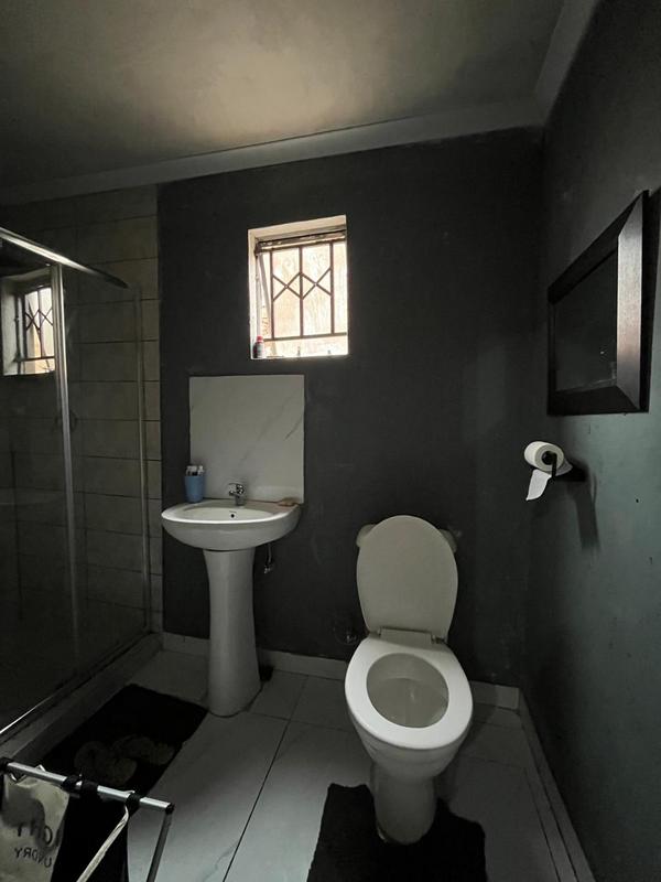 2 Bedroom Property for Sale in Dawn Park Gauteng