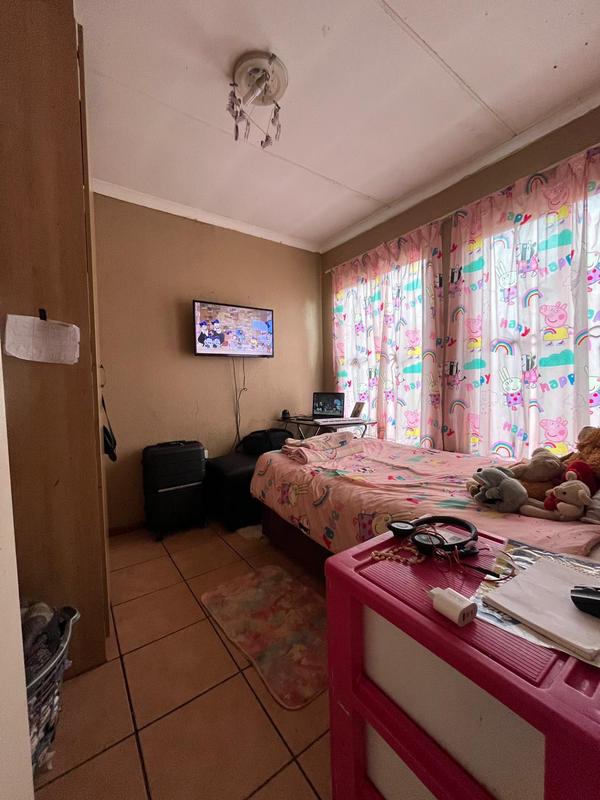 2 Bedroom Property for Sale in Dawn Park Gauteng