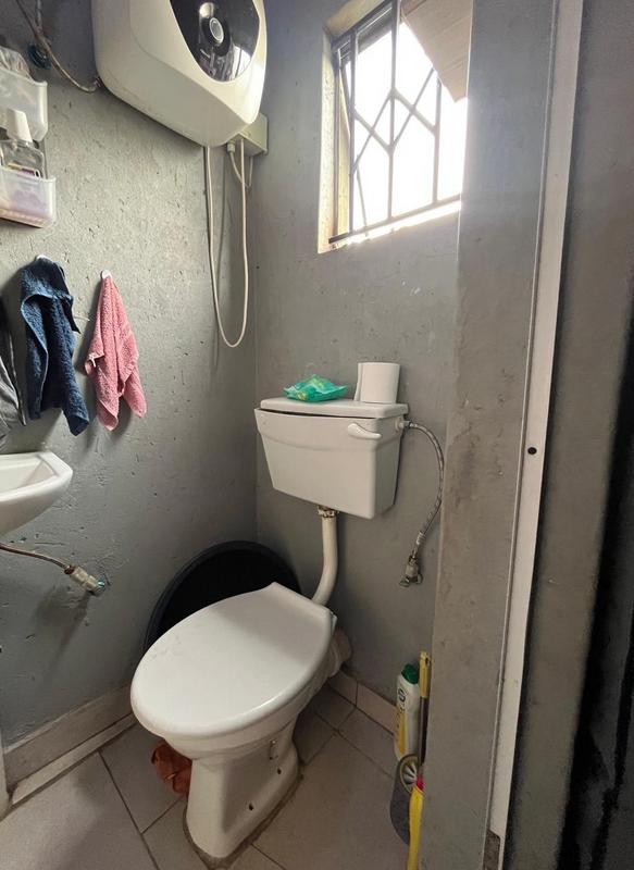 2 Bedroom Property for Sale in Dawn Park Gauteng