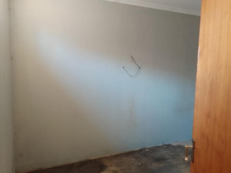 8 Bedroom Property for Sale in Mapleton A H Gauteng